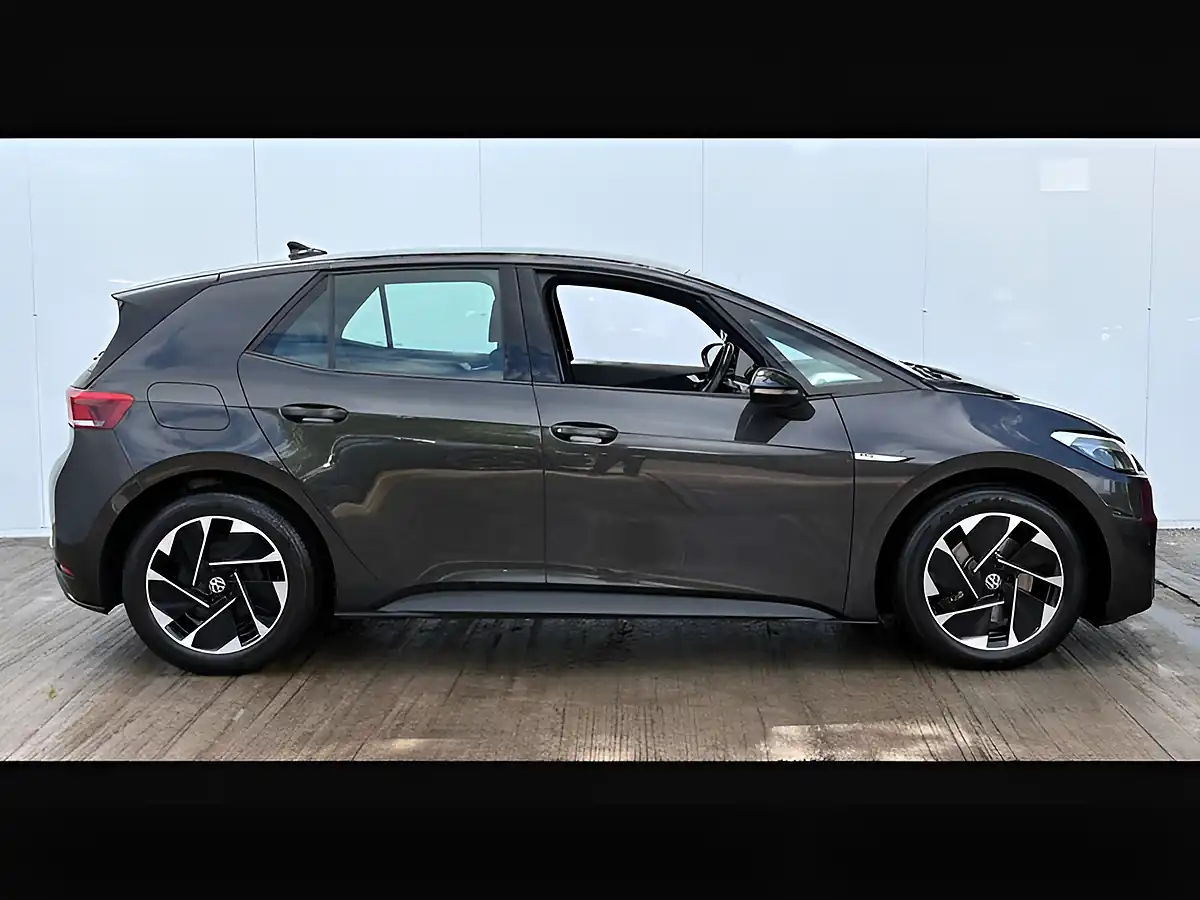 Used 2023 Volkswagen ID.3 Life Moonstone Grey With Black Roof - Interior and Exterior details 2