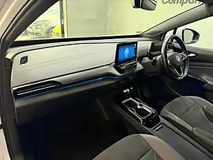Used 2023 Volkswagen Id.4 Life White - Interior and Exterior details 10
