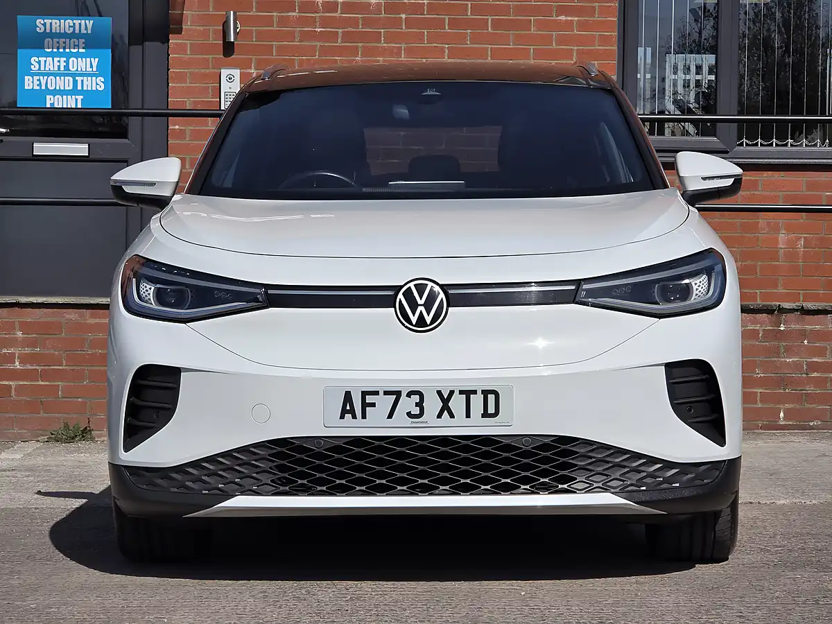 Used 2023 Volkswagen ID.4 Pro Performance Style Edition White - Interior and Exterior details 8