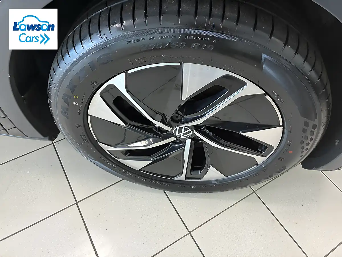 Used 2023 Volkswagen ID.5 Style Grenadilla Black - Interior and Exterior details 8