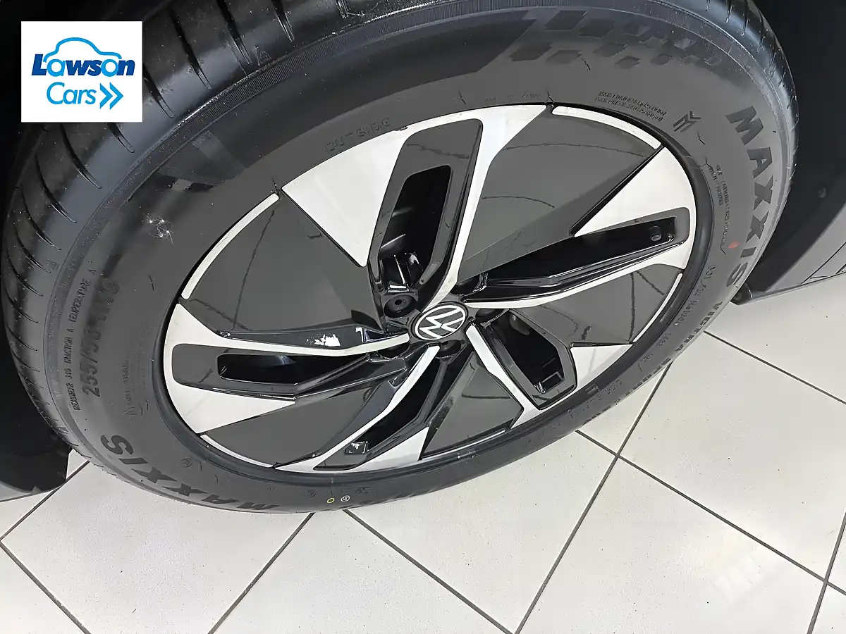 Used 2023 Volkswagen ID.5 Style Grenadilla Black - Interior and Exterior details 9