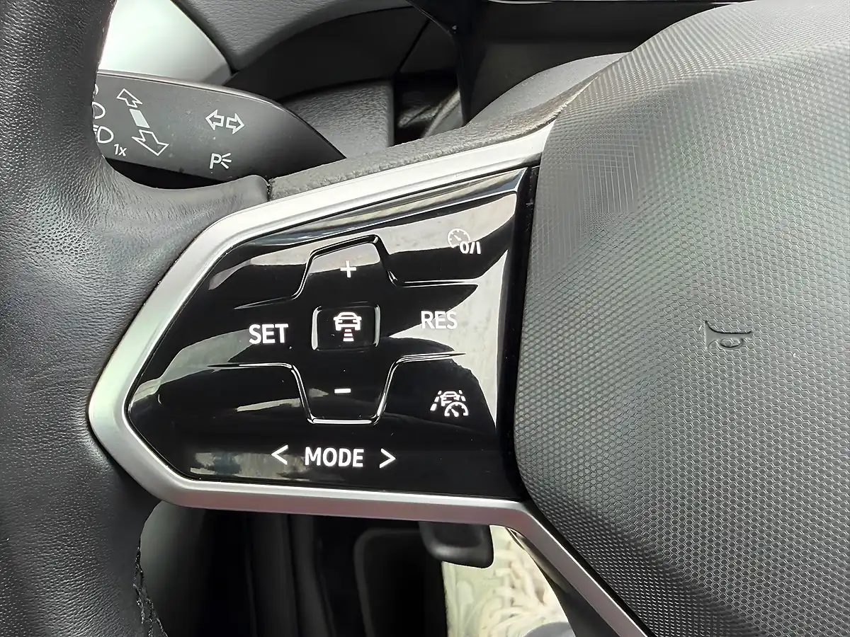 Used 2023 Volkswagen ID.5 Tech Red - Interior and Exterior details 14