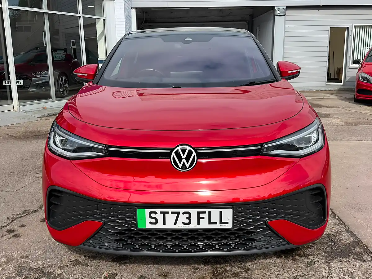 Used 2023 Volkswagen ID.5 Tech Red - Interior and Exterior details 3
