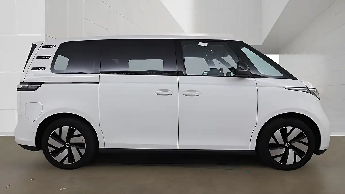 Used 2023 Volkswagen Id. Buzz Life White - Interior and Exterior details 8