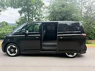 Used 2023 Volkswagen Id. Buzz Pro Commerce Plus Panel Van Black - Interior and Exterior details 10