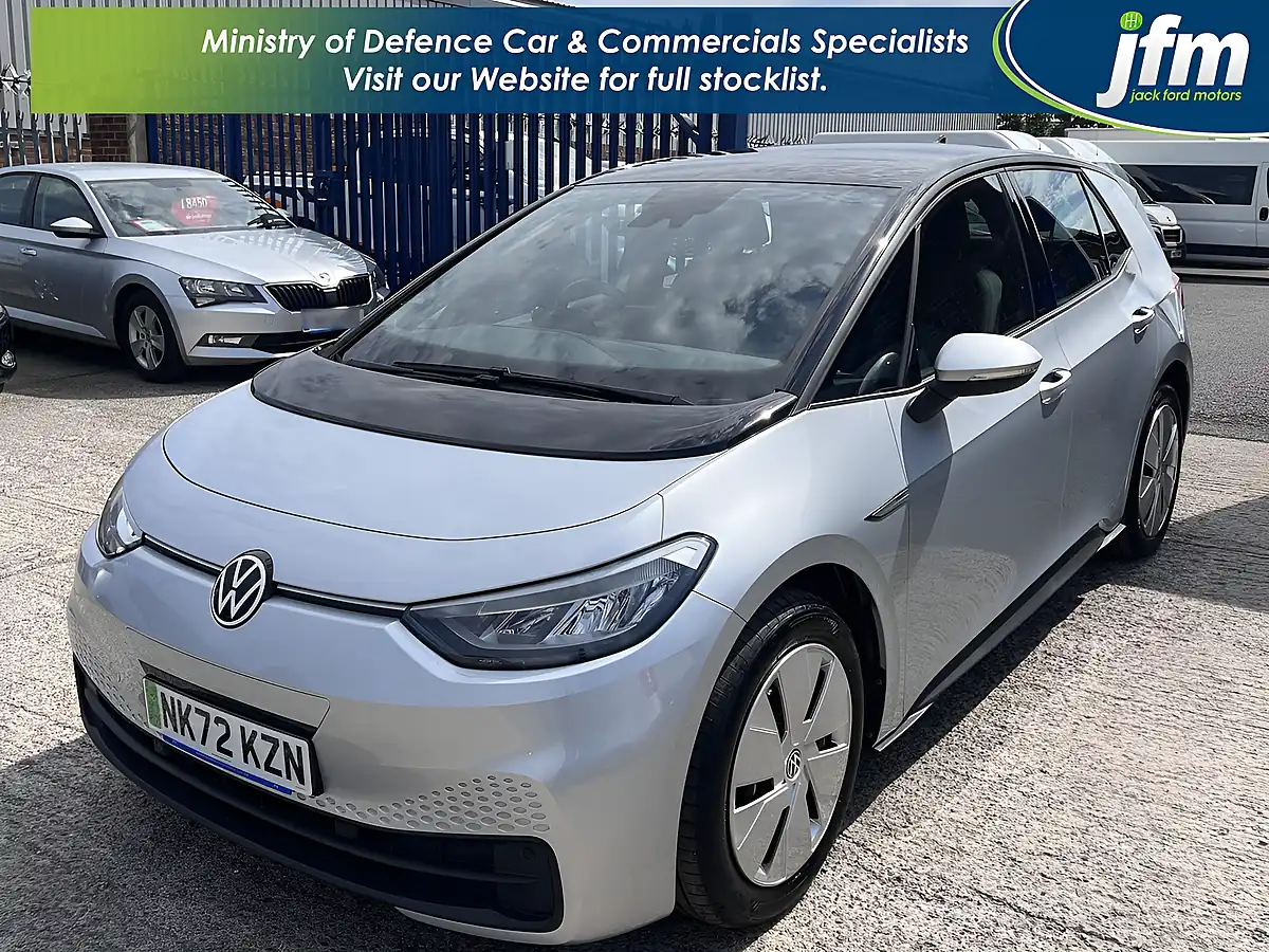 Used 2023 Volkswagen ID3 Life Scale Silver Met - Interior and Exterior details 10