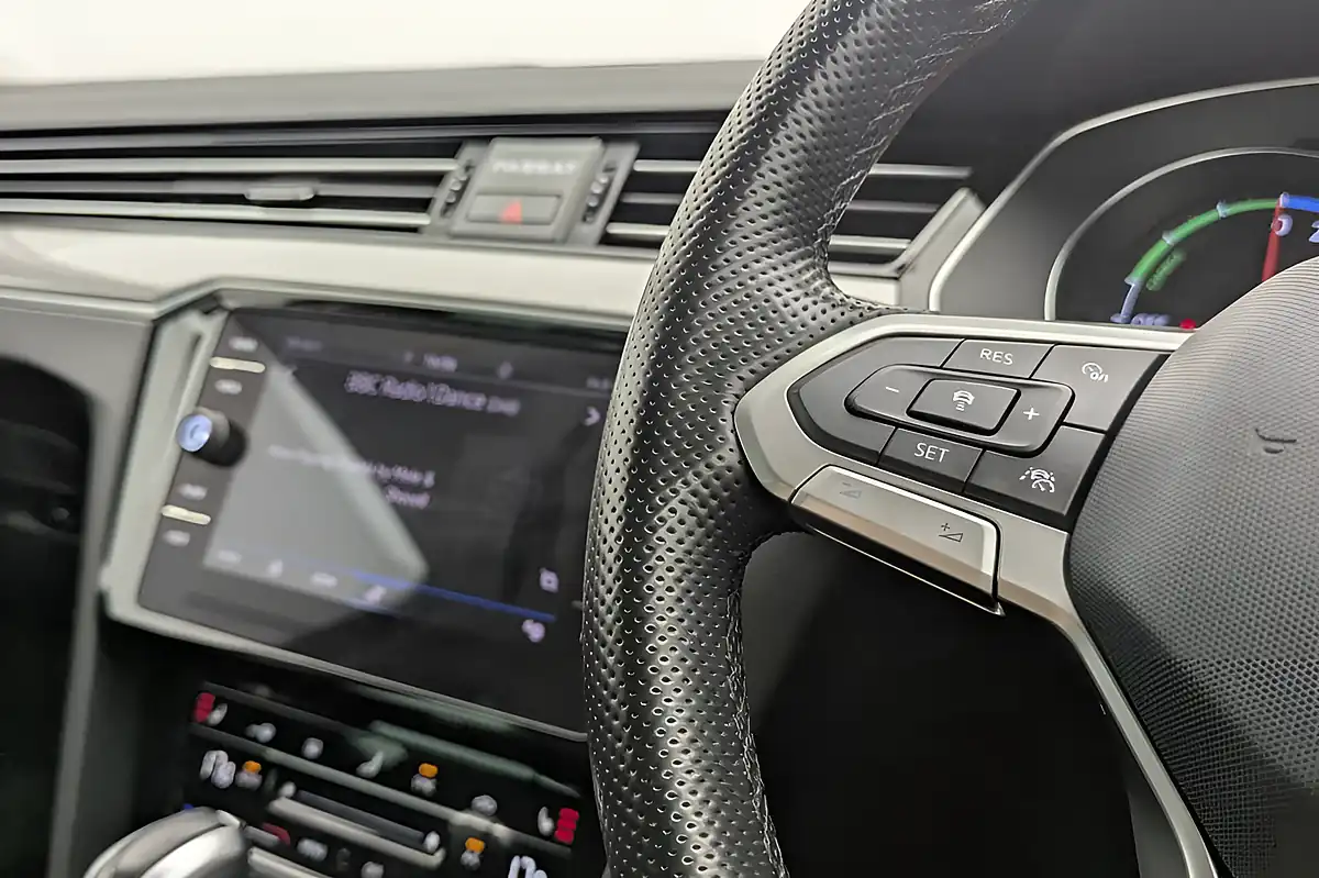 Used 2023 Volkswagen Passat Gte Grey - Interior and Exterior details 13