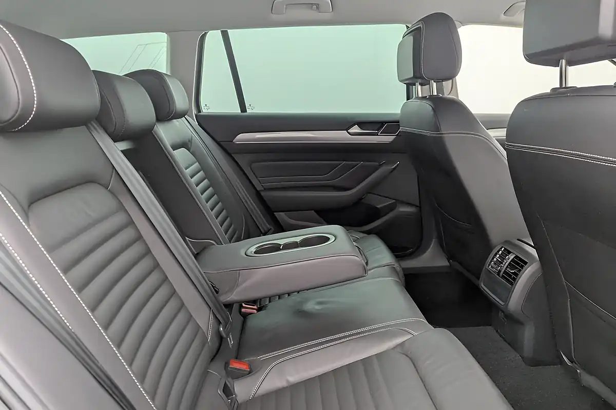 Used 2023 Volkswagen Passat Gte Grey - Interior and Exterior details 15