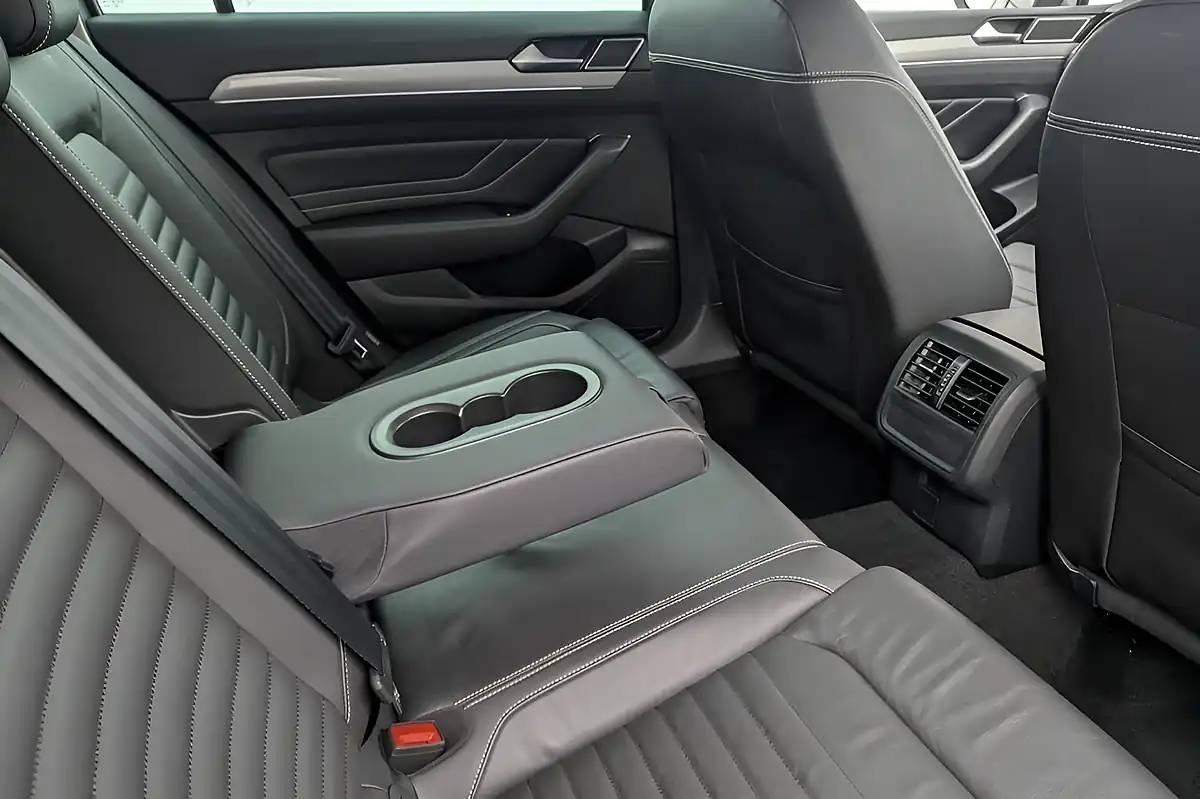 Used 2023 Volkswagen Passat Gte Grey - Interior and Exterior details 17