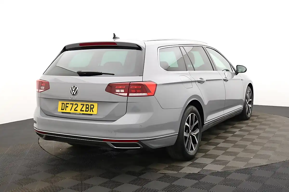Used 2023 Volkswagen Passat Gte Grey - Interior and Exterior details 4