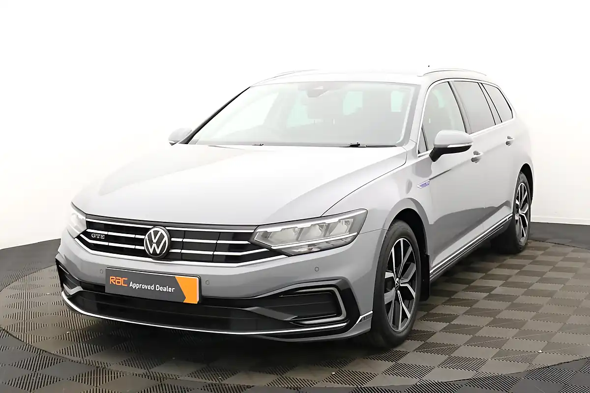 Used 2023 Volkswagen Passat Gte Grey - Interior and Exterior details 8