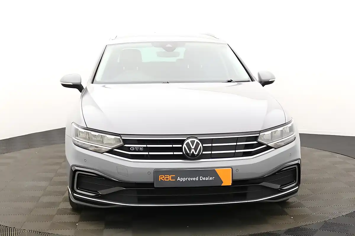 Used 2023 Volkswagen Passat Gte Grey - Interior and Exterior details 9