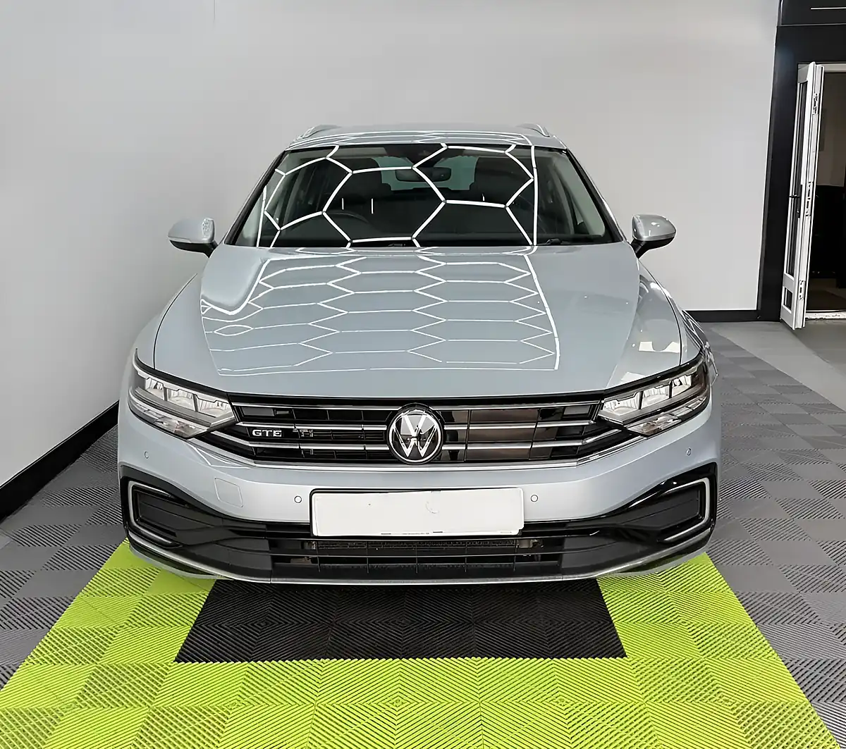 Used 2023 Volkswagen Passat Gte Silver - Interior and Exterior details 4