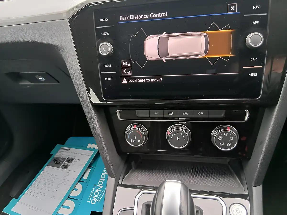 Used 2023 Volkswagen Passat Se Nav Blue - Interior and Exterior details 15