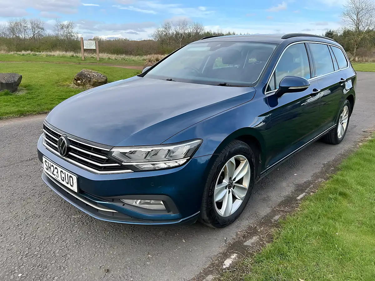 Used 2023 Volkswagen Passat Se Nav Blue - Interior and Exterior details 8