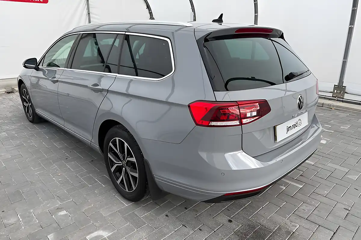 Used 2023 Volkswagen Passat Sel Grey - Interior and Exterior details 12