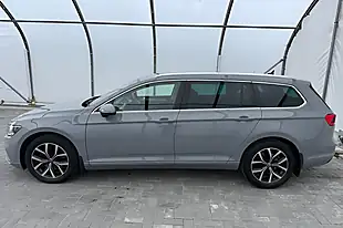 Used 2023 Volkswagen Passat Sel Grey - Interior and Exterior details 8
