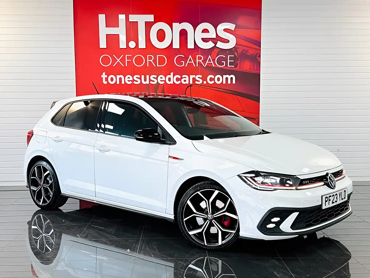 Used 2023 Volkswagen Polo GTI White - Front View