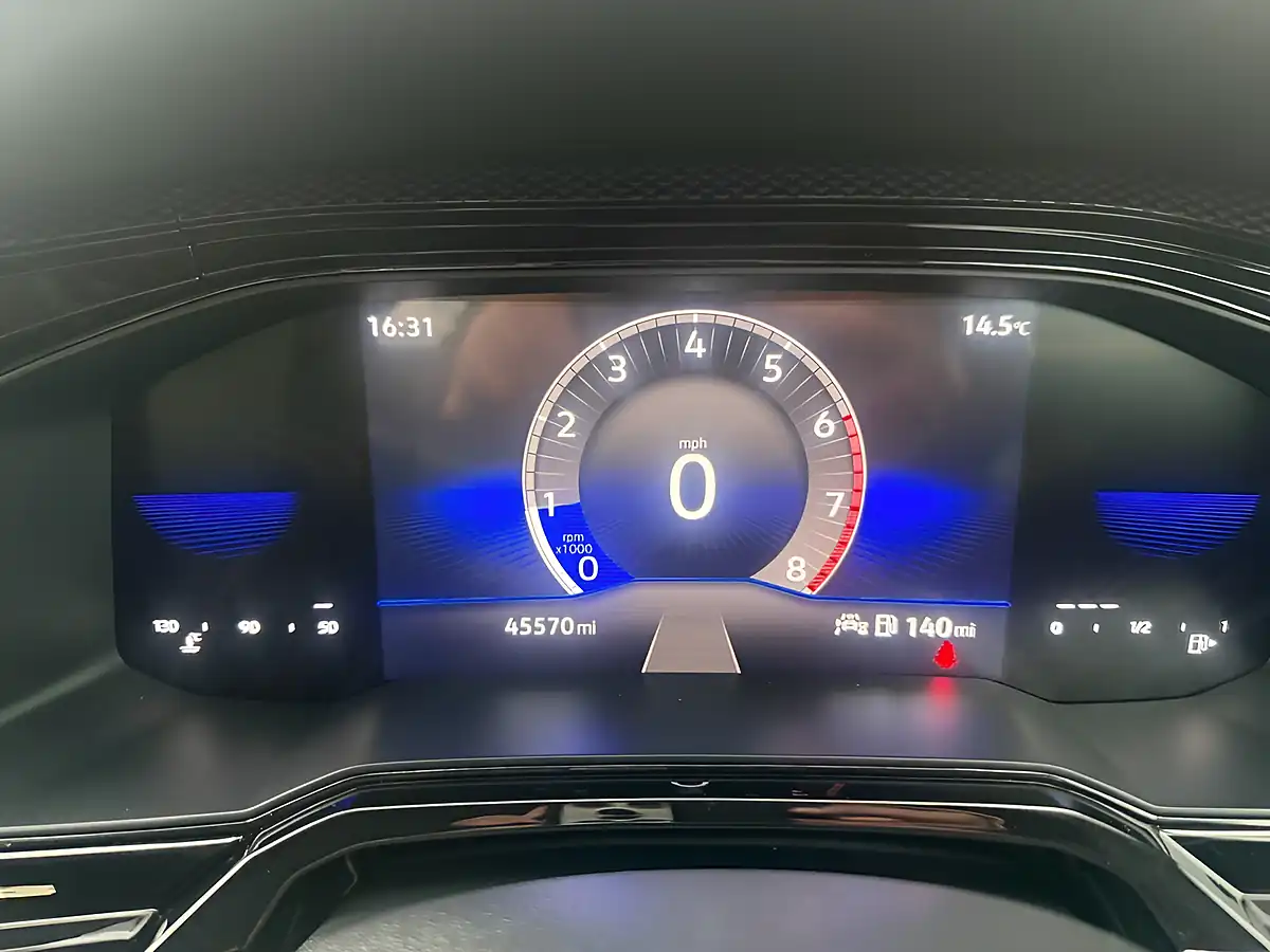 Used 2023 Volkswagen Polo Life Blue - Interior and Exterior details 17
