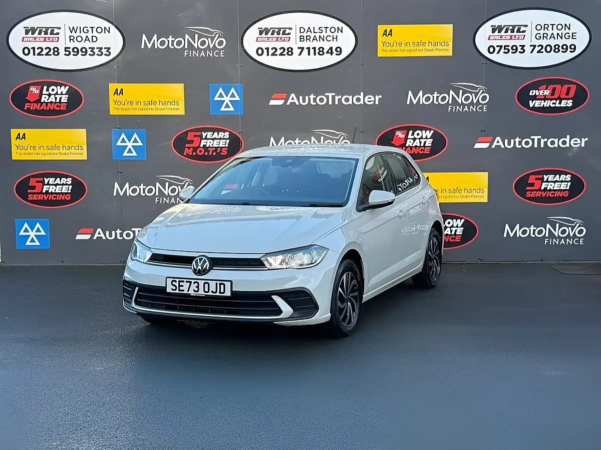 Used 2023 Volkswagen Polo Life Grey - Front View