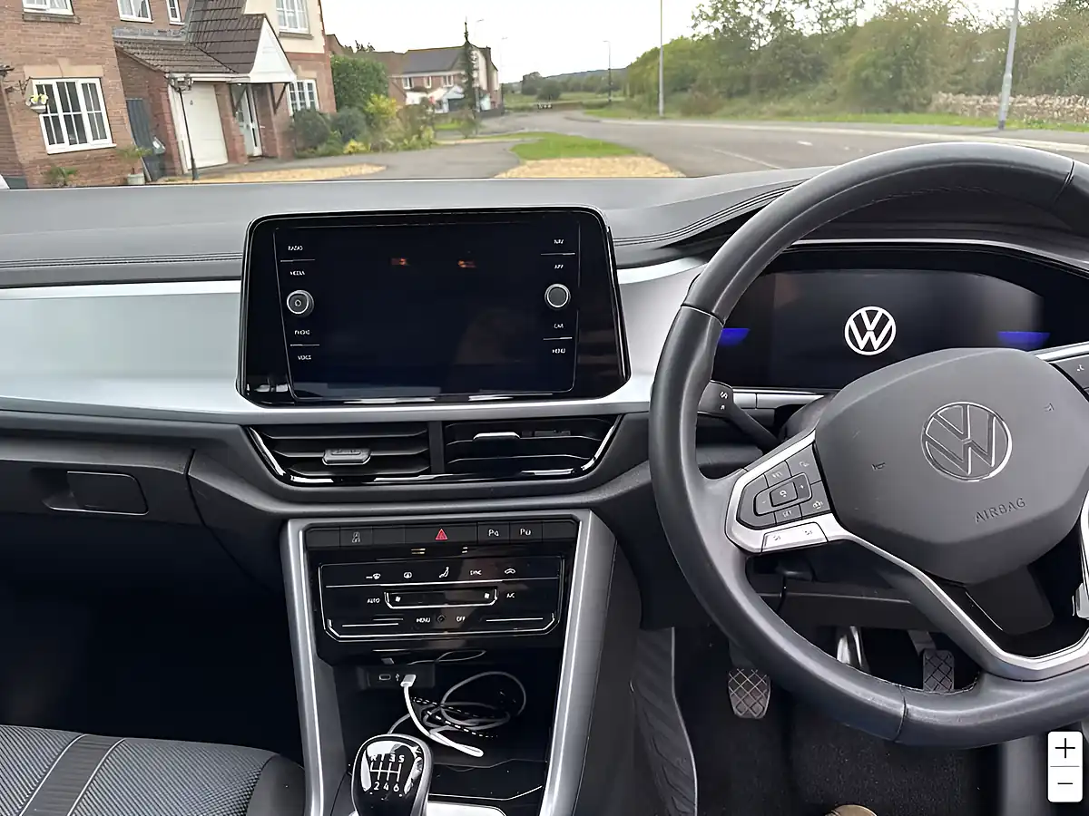 Used 2023 Volkswagen T-Roc Life Black - Interior and Exterior details 2