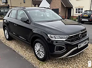 Used 2023 Volkswagen T-Roc Life Black - Interior and Exterior details 4