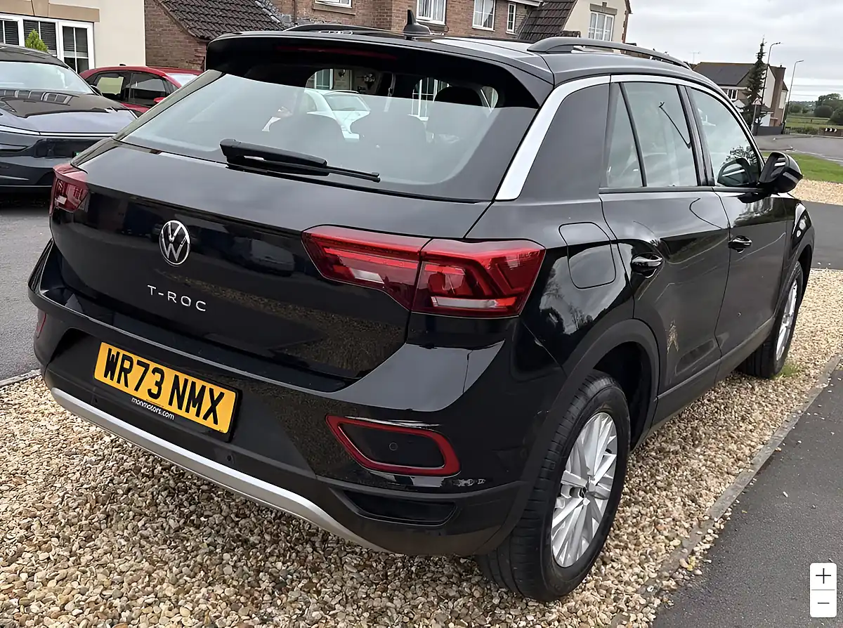 Used 2023 Volkswagen T-Roc Life Black - Interior and Exterior details 5