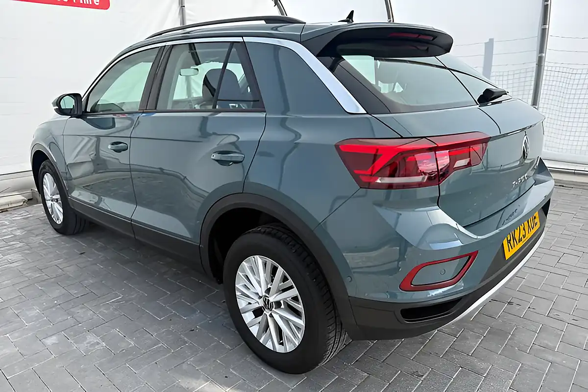 Used 2023 Volkswagen T-Roc Life Blue - Interior and Exterior details 10