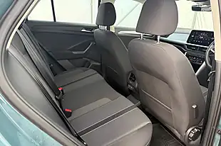 Used 2023 Volkswagen T-Roc Life Blue - Interior and Exterior details 15