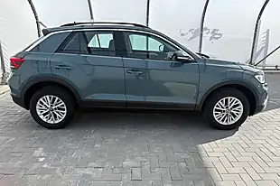 Used 2023 Volkswagen T-Roc Life Blue - Interior and Exterior details 3