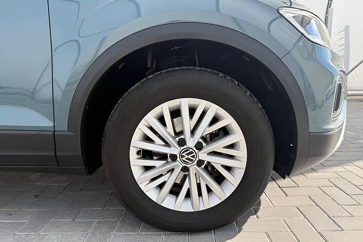 Used 2023 Volkswagen T-Roc Life Blue - Interior and Exterior details 4