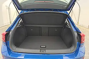 Used 2023 Volkswagen T-Roc Life Blue - Interior and Exterior details 12