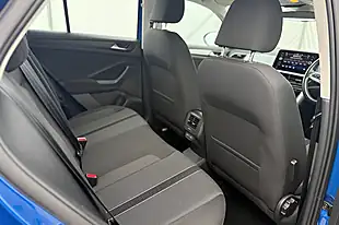 Used 2023 Volkswagen T-Roc Life Blue - Interior and Exterior details 20