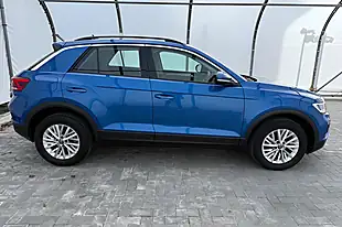 Used 2023 Volkswagen T-Roc Life Blue - Interior and Exterior details 3