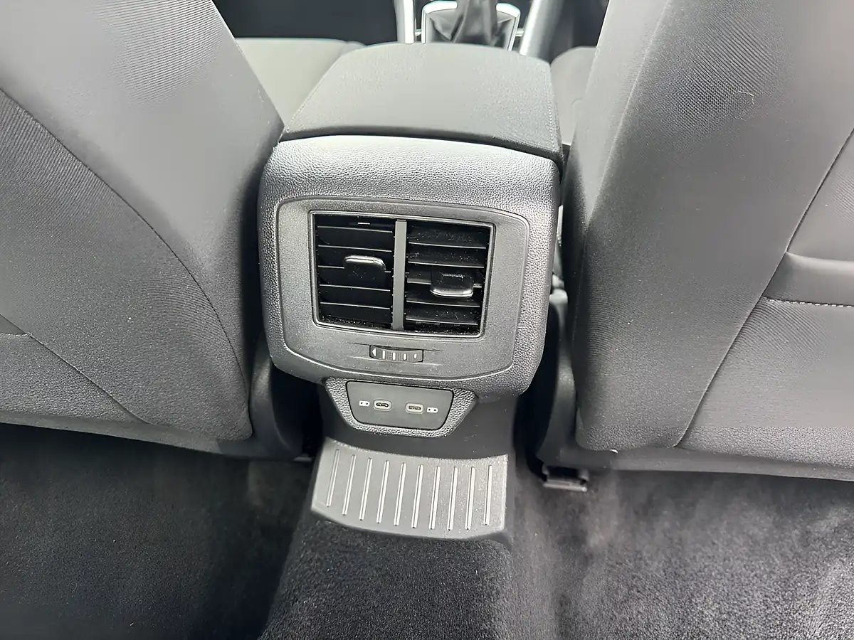 Used 2023 Volkswagen T-Roc Life Grey - Interior and Exterior details 10