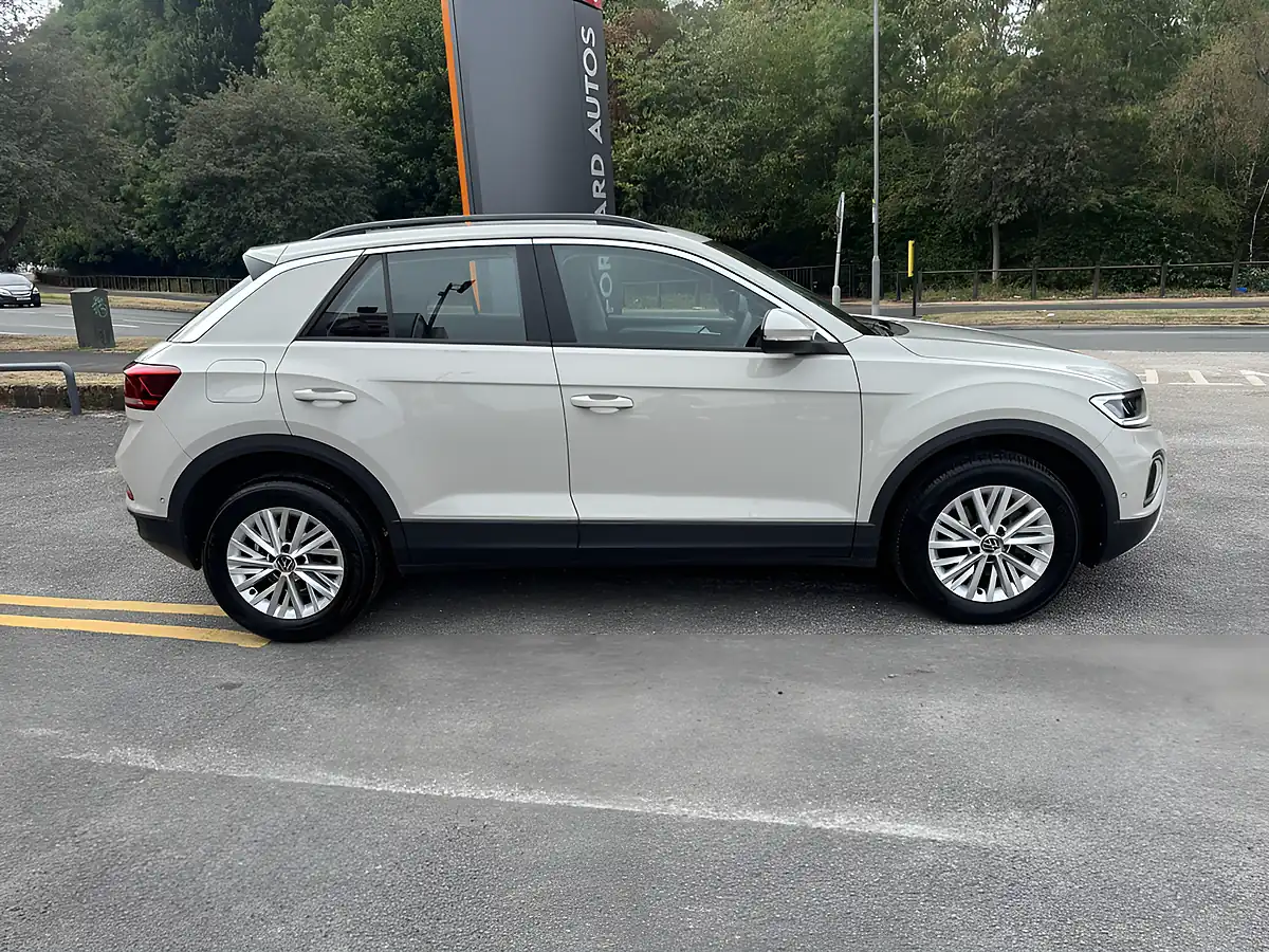 Used 2023 Volkswagen T-Roc Life Grey - Interior and Exterior details 4