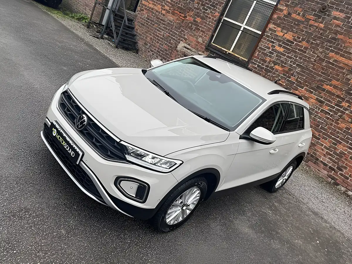 Used 2023 Volkswagen T-Roc Life Grey - Interior and Exterior details 16