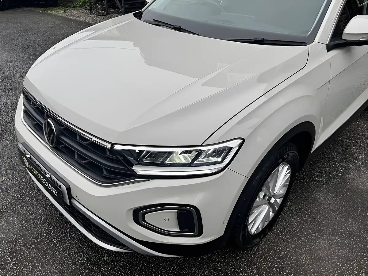 Used 2023 Volkswagen T-Roc Life Grey - Interior and Exterior details 19