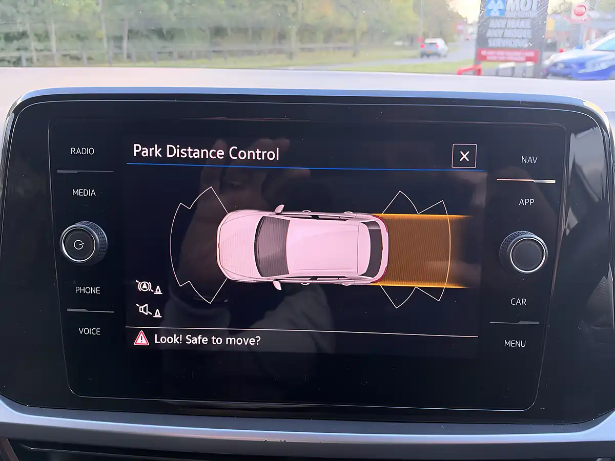 Used 2023 Volkswagen T-Roc Life Grey - Interior and Exterior details 14