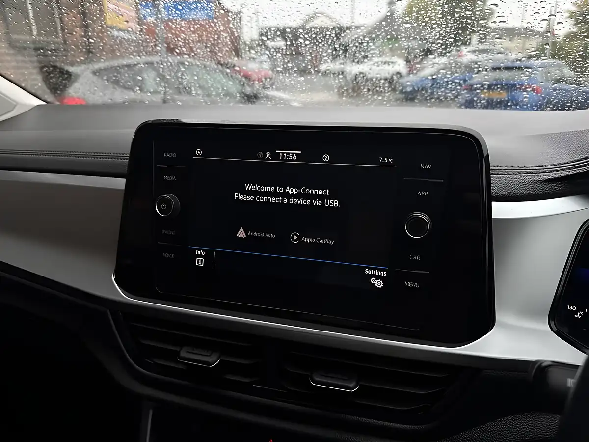 Used 2023 Volkswagen T-Roc Life Grey - Interior and Exterior details 16