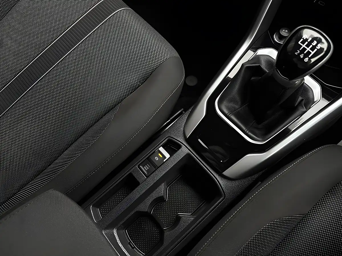 Used 2023 Volkswagen T-Roc Life Grey - Interior and Exterior details 4
