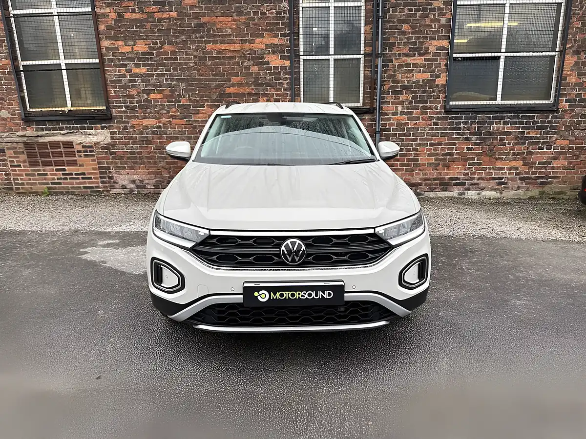 Used 2023 Volkswagen T-Roc Life Grey - Interior and Exterior details 7