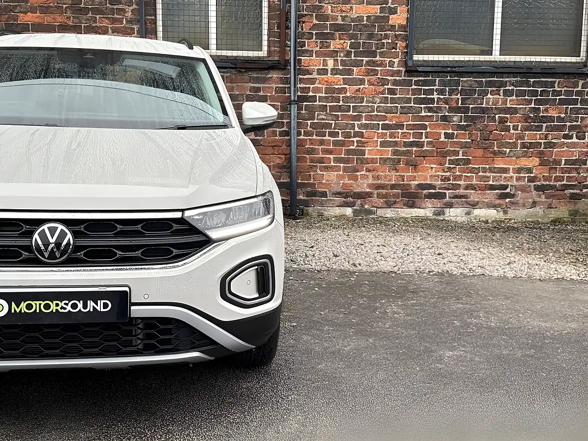 Used 2023 Volkswagen T-Roc Life Grey - Interior and Exterior details 9