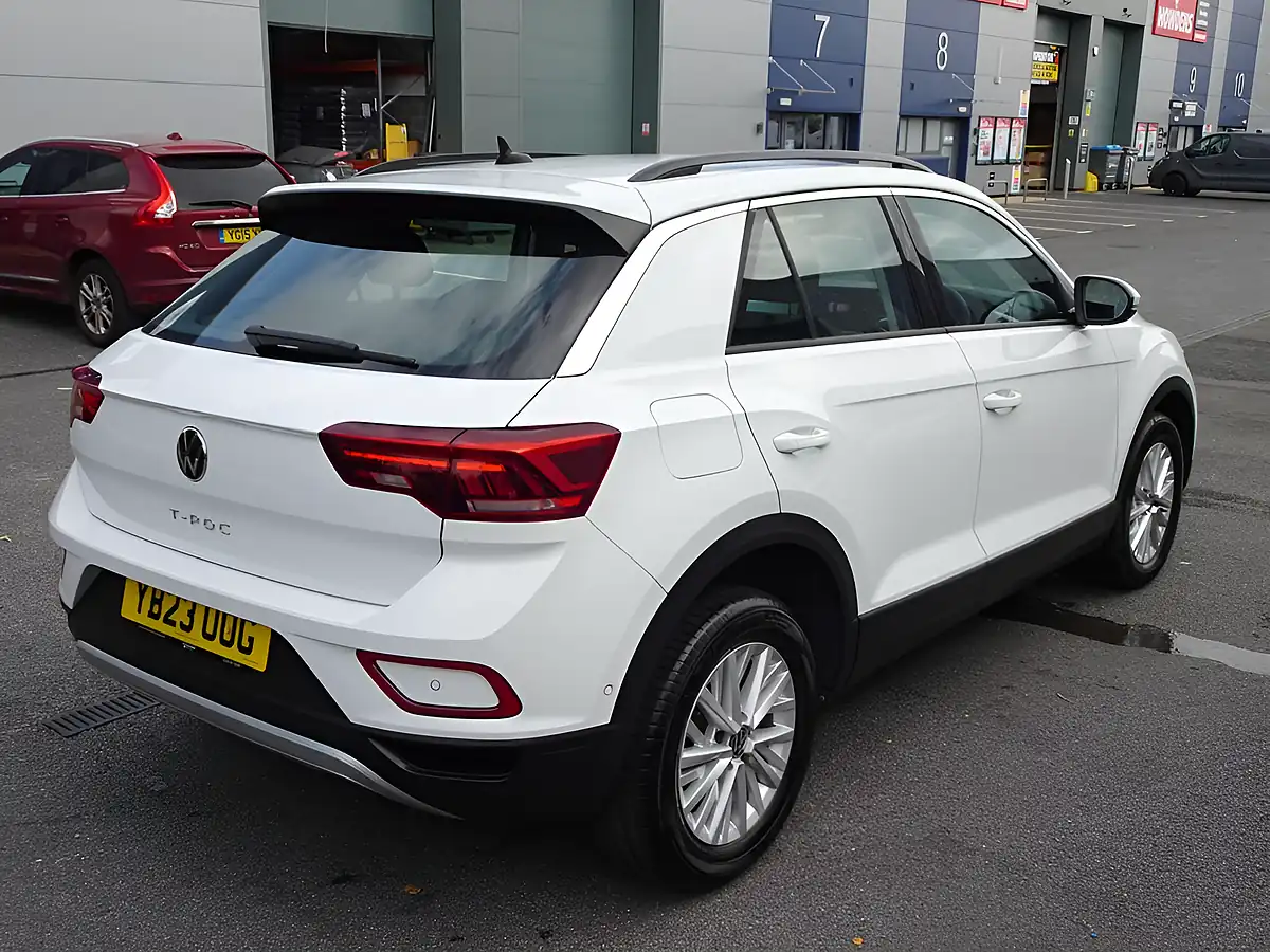 Used 2023 Volkswagen T-Roc Life Pure White - Interior and Exterior details 6