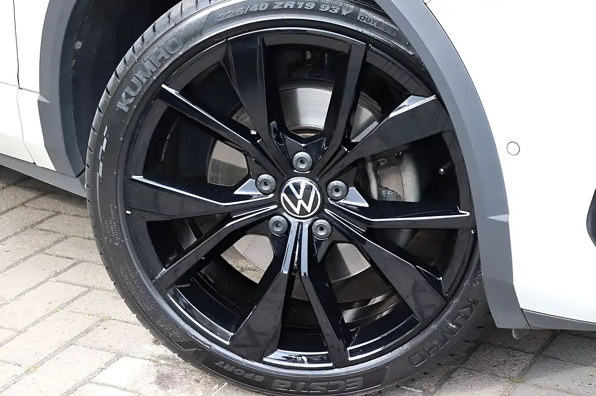 Used 2023 Volkswagen T-Roc R-Line Ascot Grey - Interior and Exterior details 7