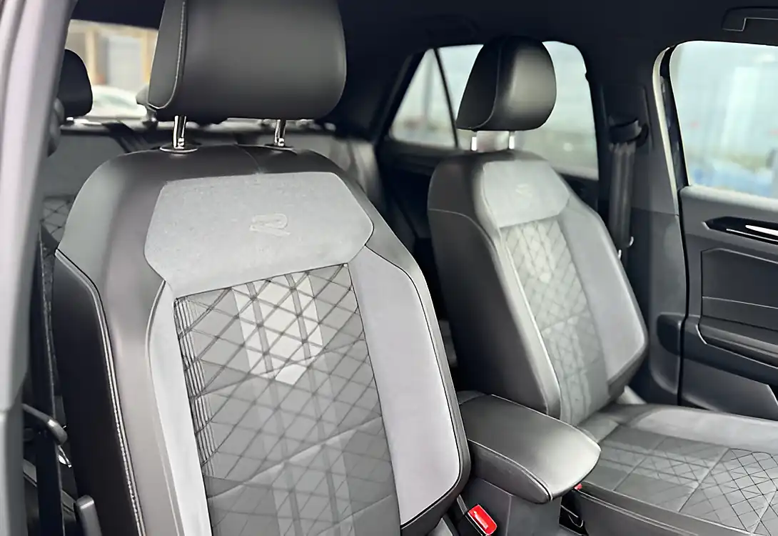 Used 2023 Volkswagen T-Roc R-Line Black - Interior and Exterior details 16