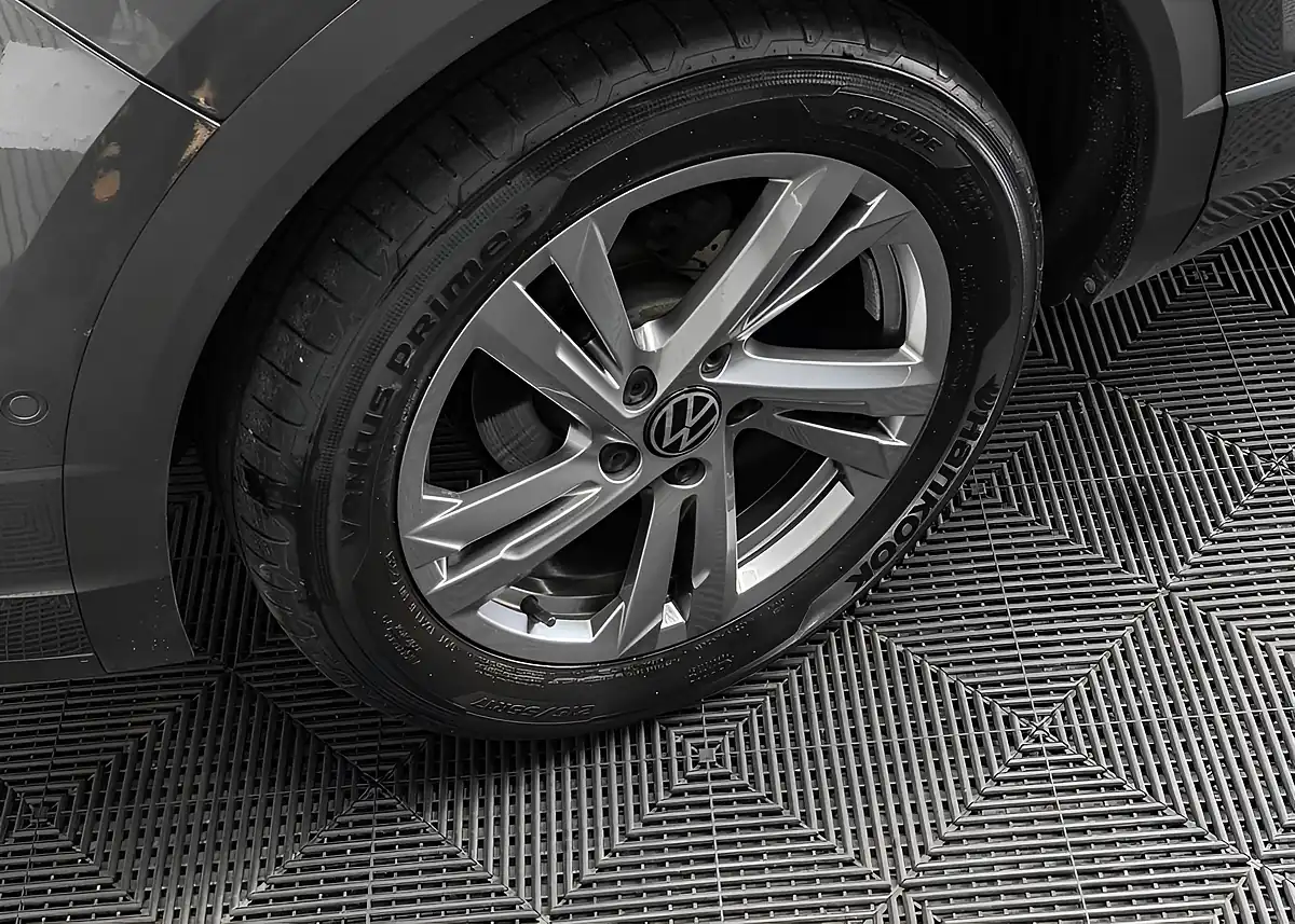 Used 2023 Volkswagen T-Roc R-Line Grey - Interior and Exterior details 20