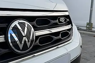 Used 2023 Volkswagen T-Roc R-Line White - Interior and Exterior details 10