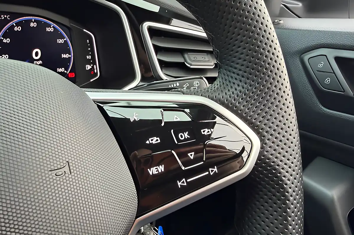 Used 2023 Volkswagen T-Roc R-Line White - Interior and Exterior details 20