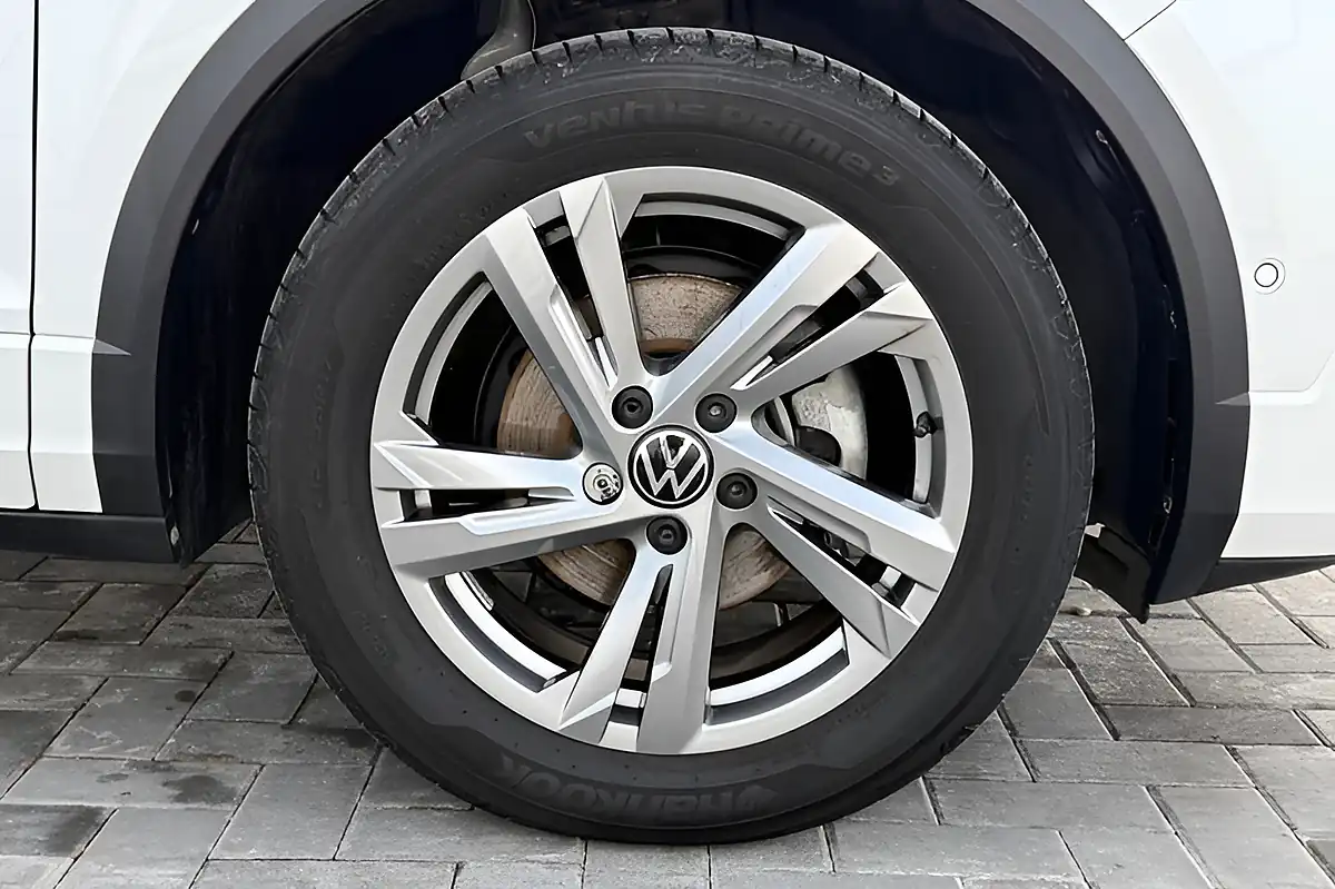 Used 2023 Volkswagen T-Roc R-Line White - Interior and Exterior details 8